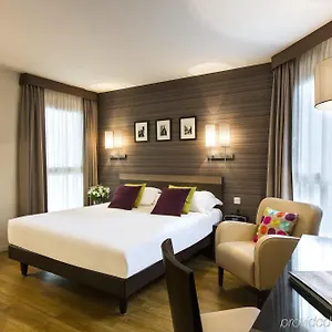 Citadines Republique Hotel apartamentowy
